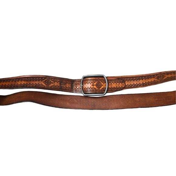Vintage top grain tooled leather made in USA with silver buckle Size 36 - Picture 1 of 8